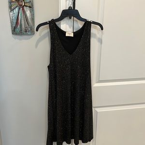 Everly Sparkling iridescent black dress Size L